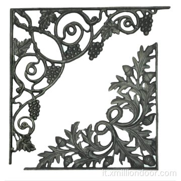 Angoli in ferro battuto decorativo metallico